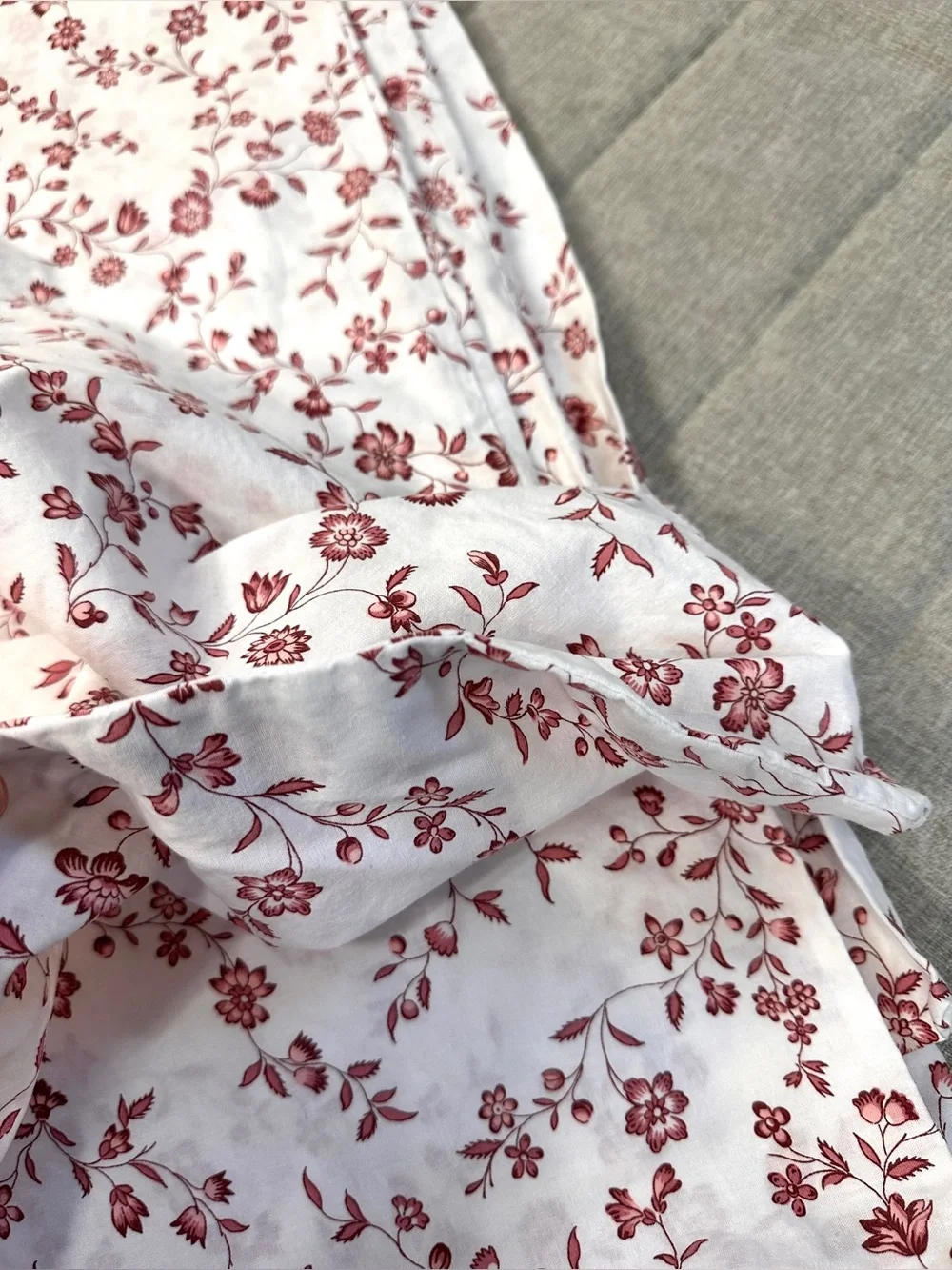 IKEA HASSLEKLOCKA Queen Duvet Cover 2 Pillowcases Set Red White Floral Cotton